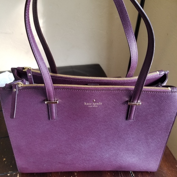 Kate Spade Cedar Street Jensen Tote - Picture 2 of 7